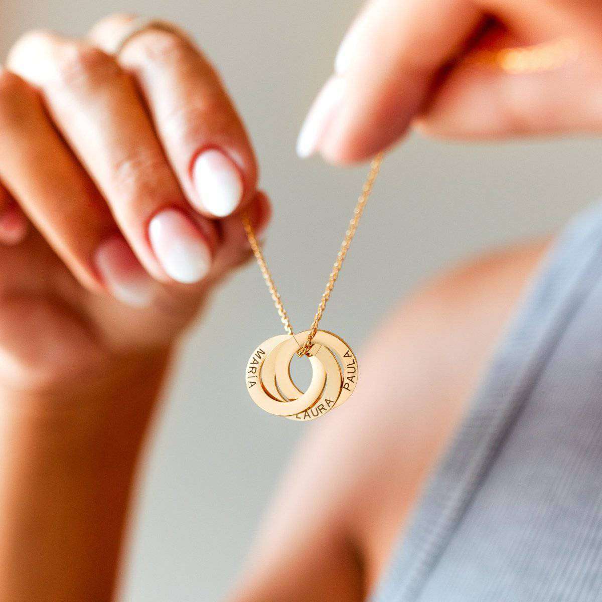 10 Best Personalized Jewelry Gifts That Feel Truly Special
