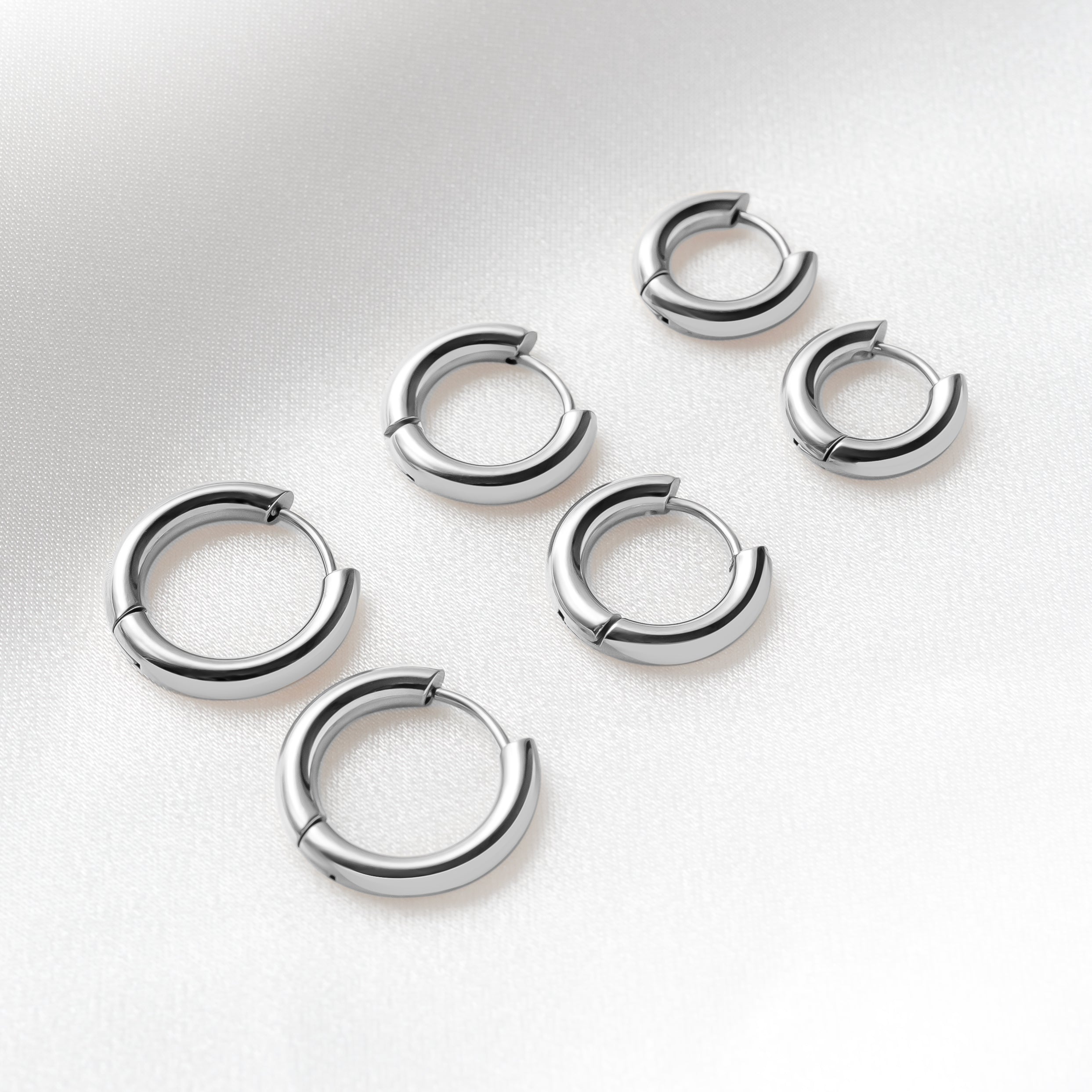 Silver Rounda Earrings