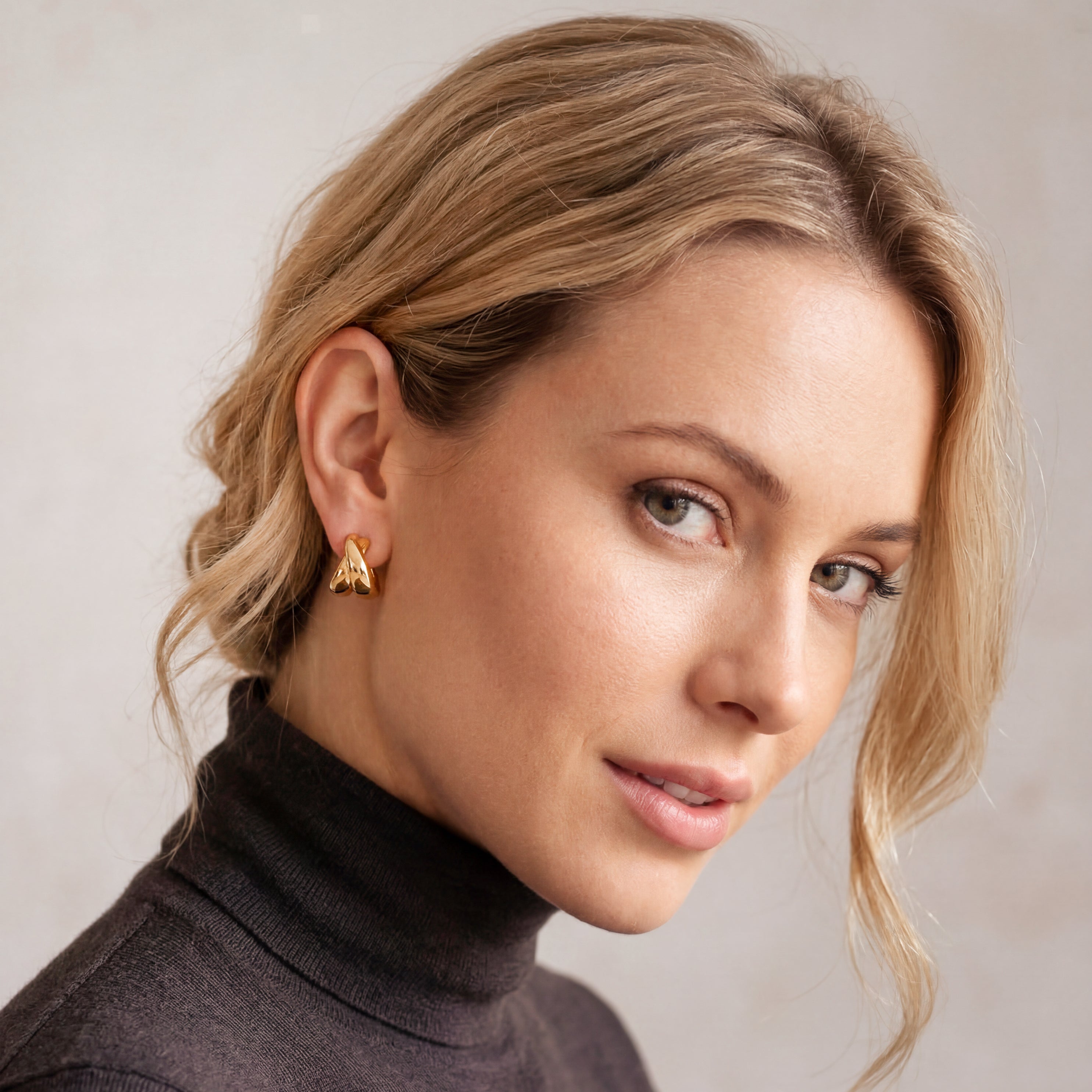 Compact Hoop Earrings