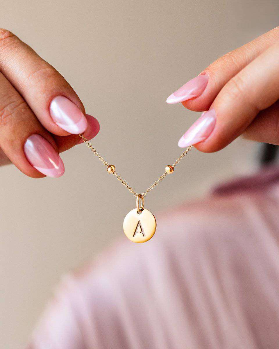 "Initial Circle" Necklace - Milas Jewels Shop