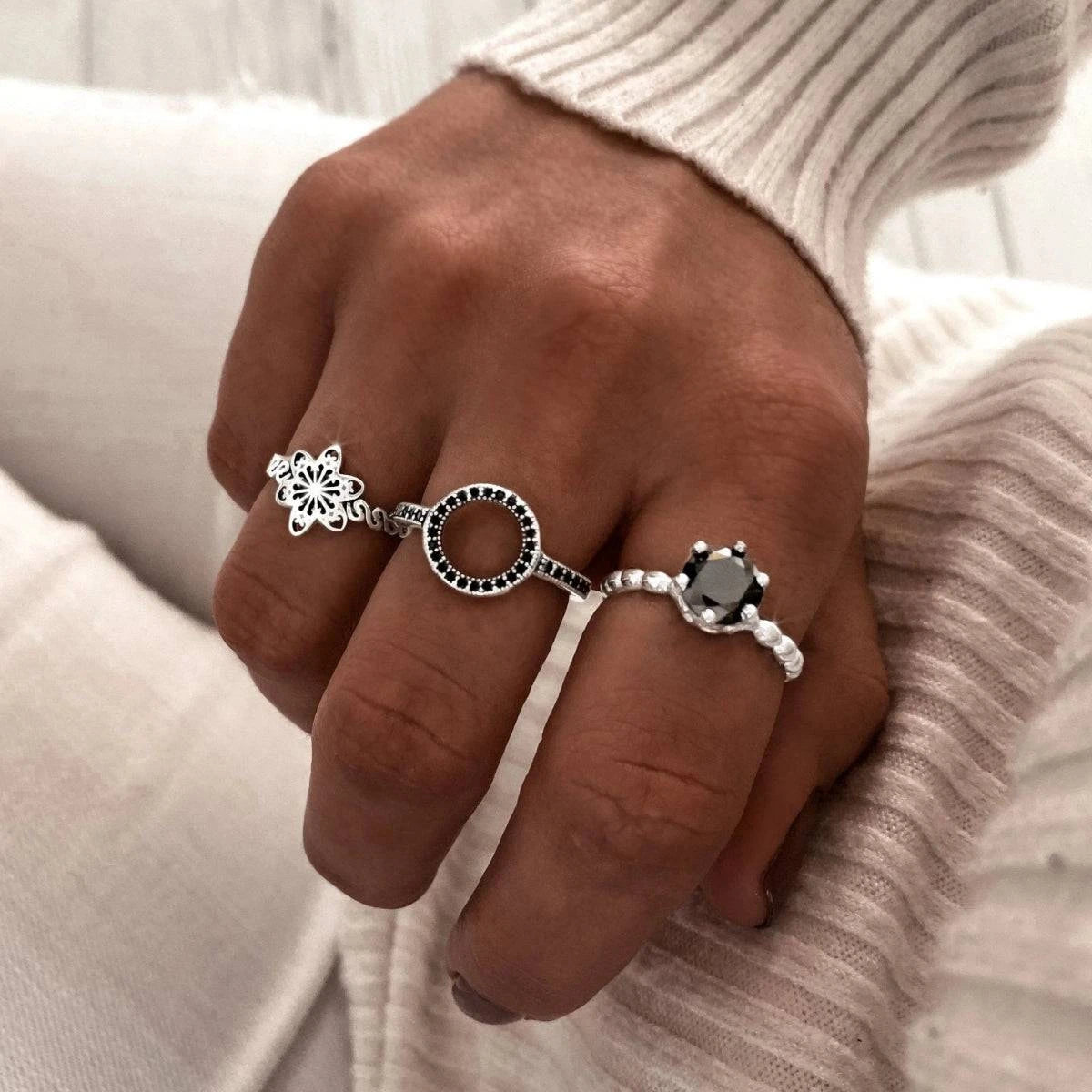 "Black Ring Hollow" Ring - Milas Jewels Shop