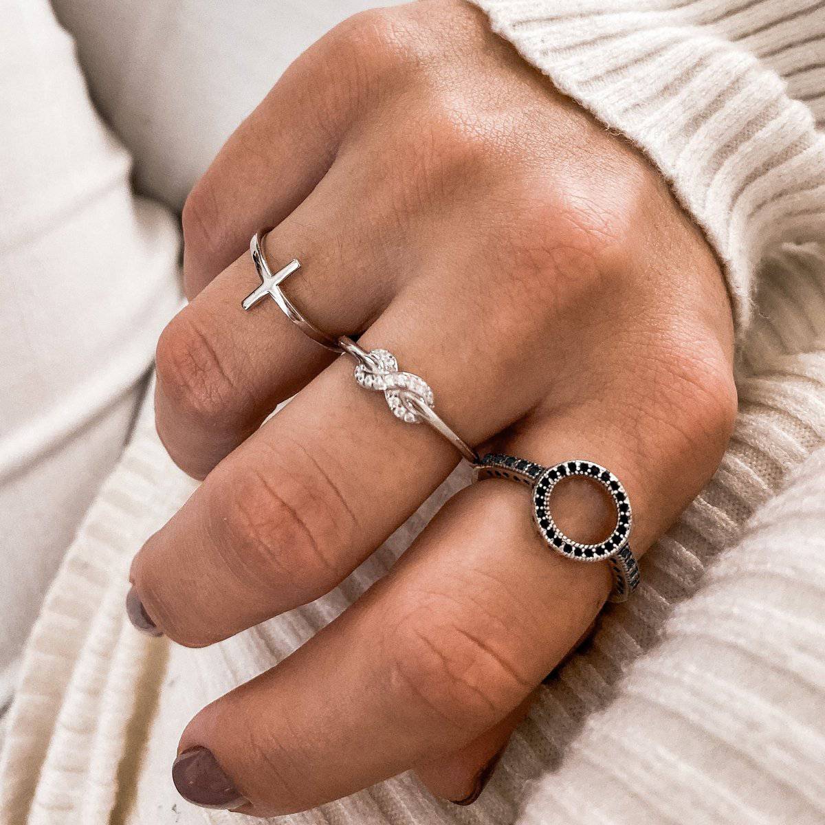 "Black Ring Hollow" Ring - Milas Jewels Shop