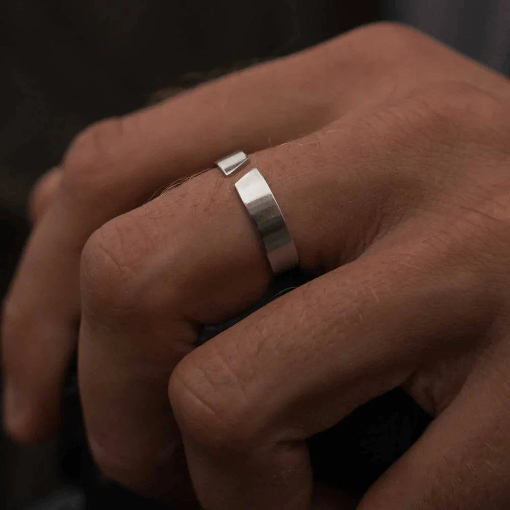 "Circum" BRAVE Men's Ring - Milas Jewels Shop