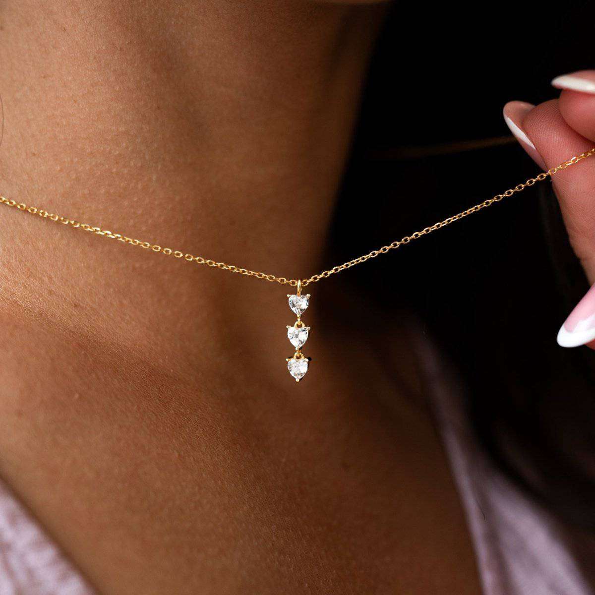 "Loves" Necklace - Milas Jewels Shop